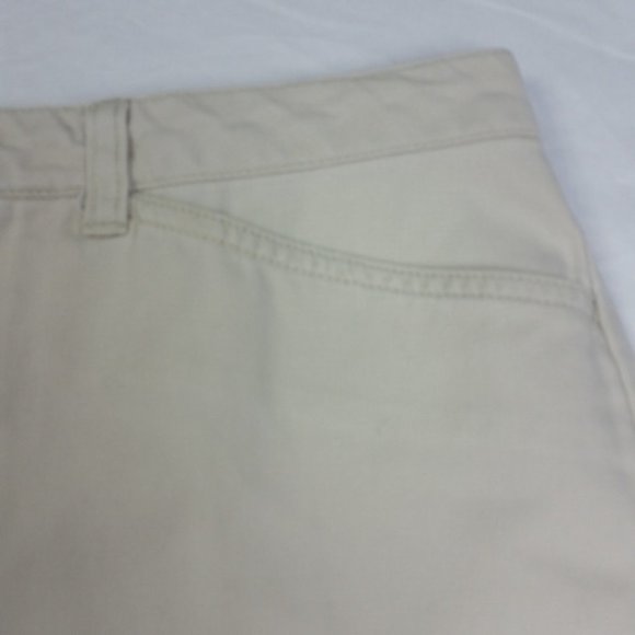 Eddie Bauer Beige Chino Shorts Size 8 High Rise Women Cotton Pockets Flat Front - Picture 5 of 9